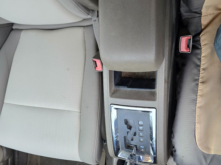 2009-dodge-journey-image-48