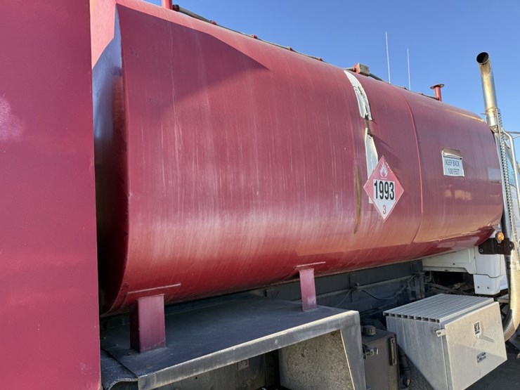 #1953-•-1998-ford-fuel-truck-image-55