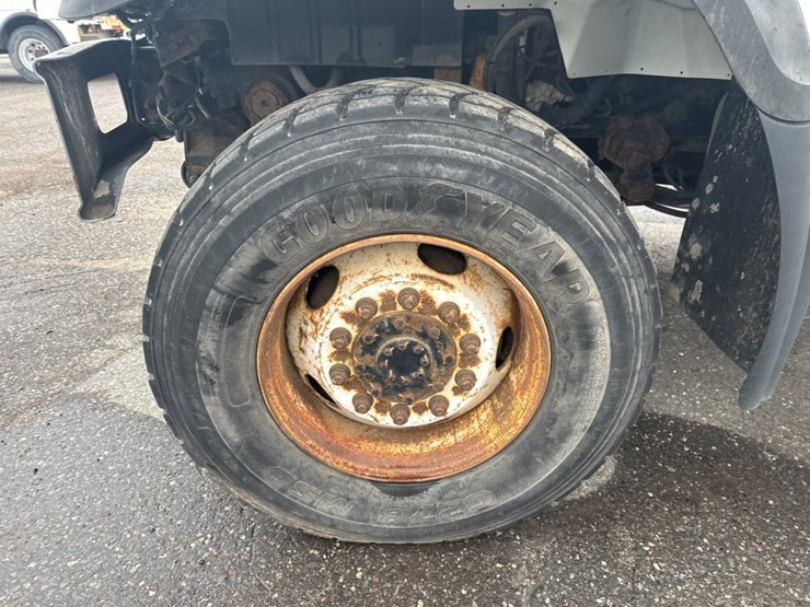 2002-international-7400-image-81