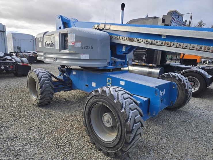 2007-genie-s85-image-25