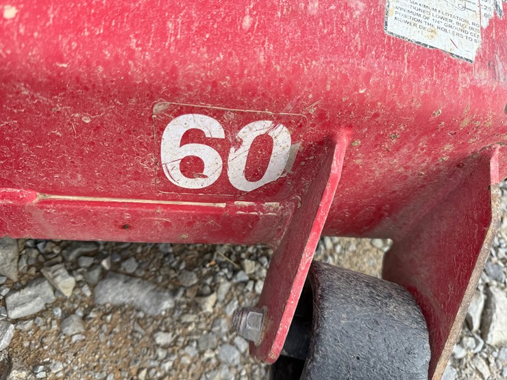 #22644-•-worldlawn-diamondback-zero-turn-mower-201903006940-image-10