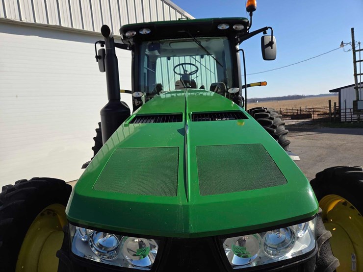 2012-john-deere-8285r-image-8