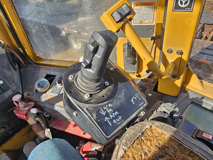 caterpillar-574-image-40