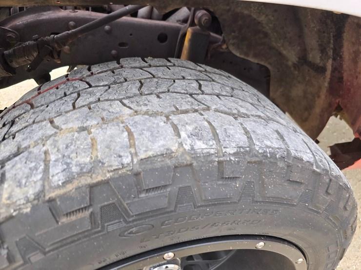 1986-dodge-ram-charger-image-104