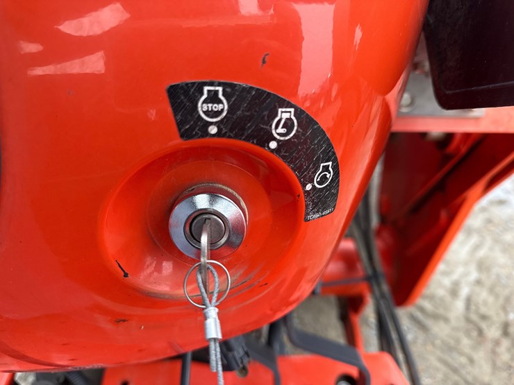 kubota-l4701-image-38