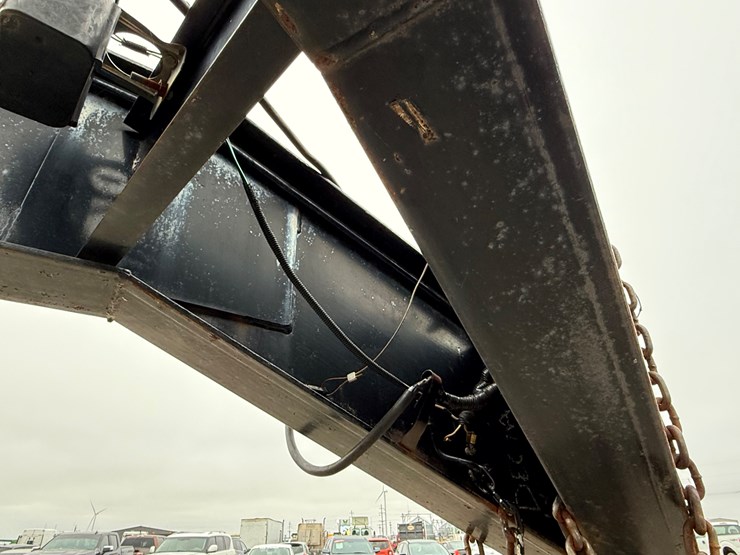 #22671-•-2004-delta-mfg-gn-f-40'-t/a-gooseneck-flatbed-trailer-4mhfs460224n013184-image-15