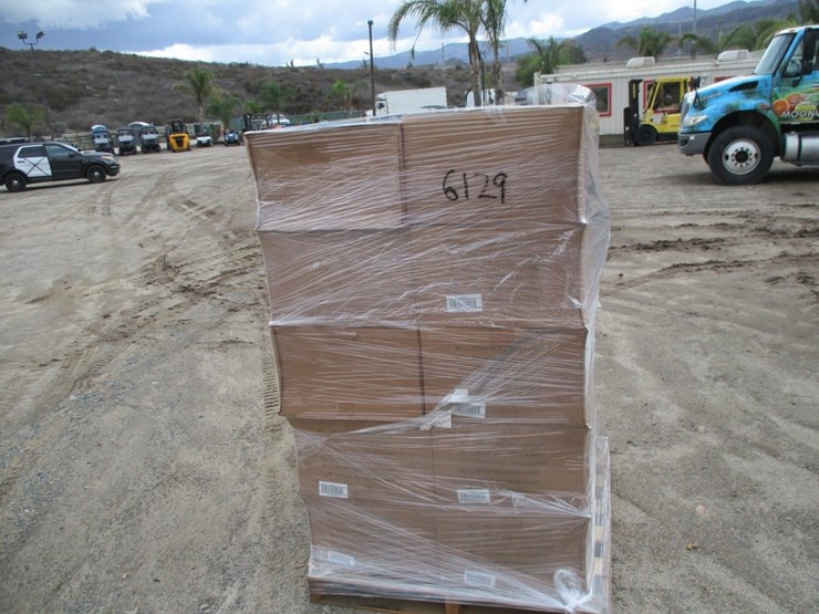 assorted-size-square-cedar-wooden-plant-baskets,-image-3