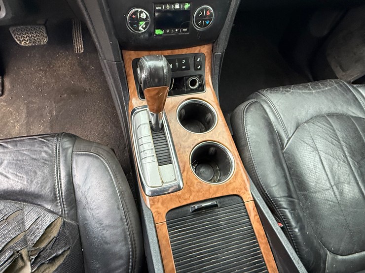 2012-buick-enclave-image-42