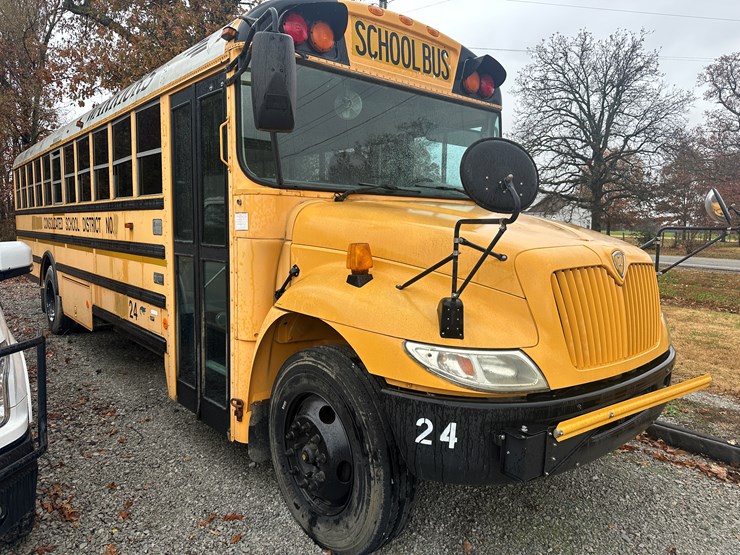 2005-international-pb105-image-2