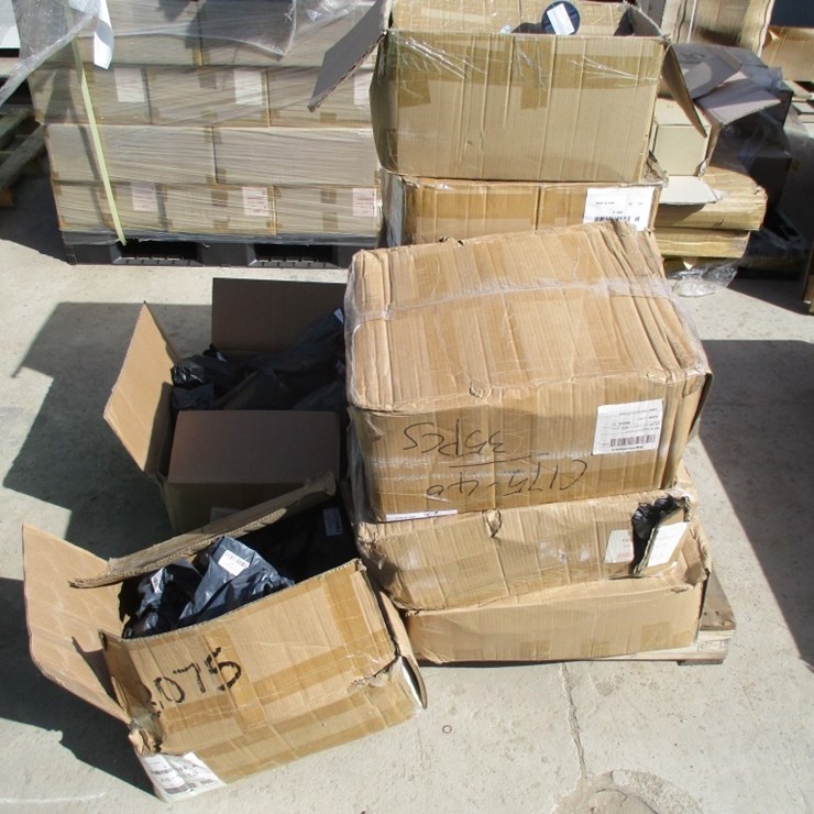 Lot Of Carpet Dry Cleaning Powder,