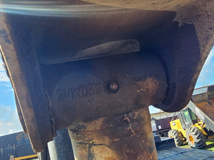 caterpillar-574-image-77