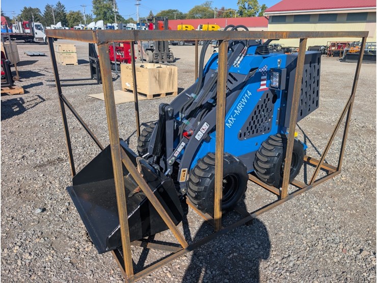 agt-mx-mrw14-mini-skid-steer-image-1