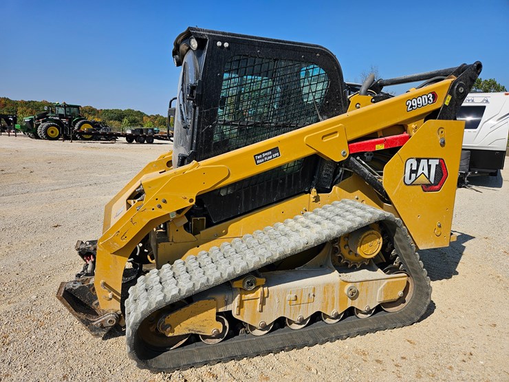 2023-caterpillar-299d3-image-4