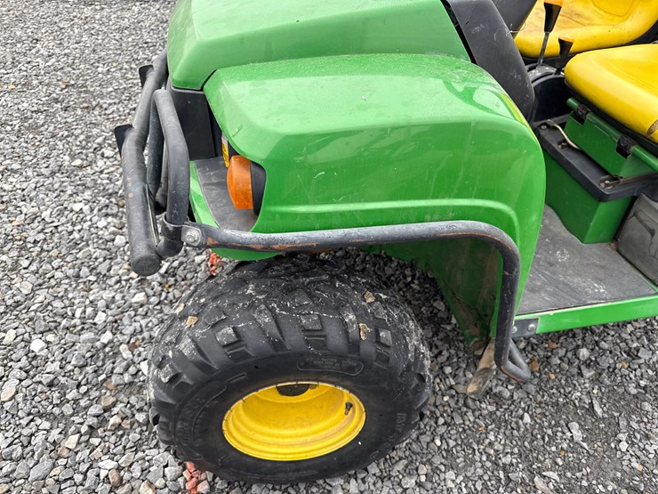 john-deere-gator-hpx-image-19