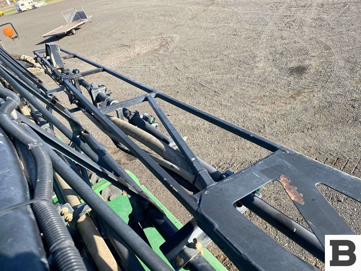 2013-john-deere-4830-image-54