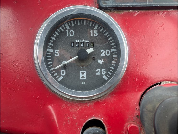 massey-ferguson-263-image-19