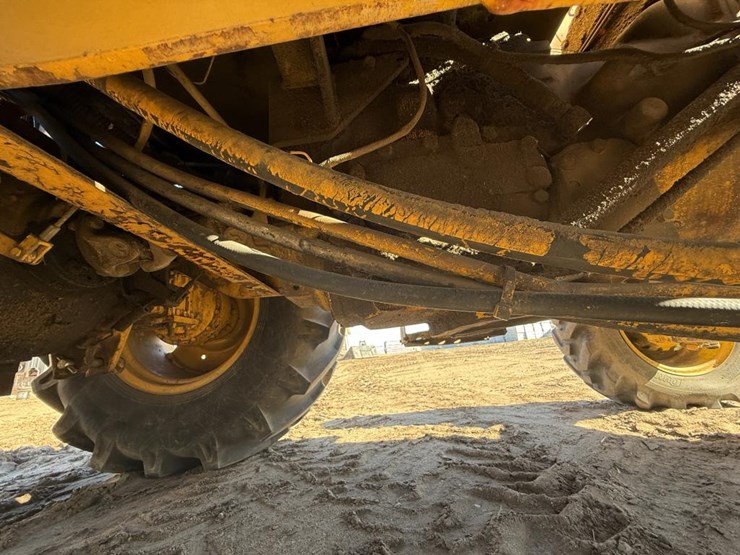 #1975-•-massey-ferguson-14k-forklift-image-52