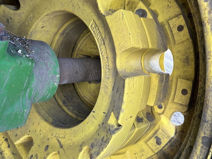 2013-john-deere-6170r-image-69