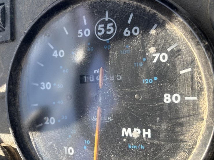 #1337-•-1998-mack-cs200-flatbed-truck-image-39