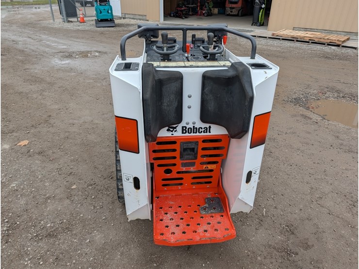 2017-bobcat-mt85-image-8