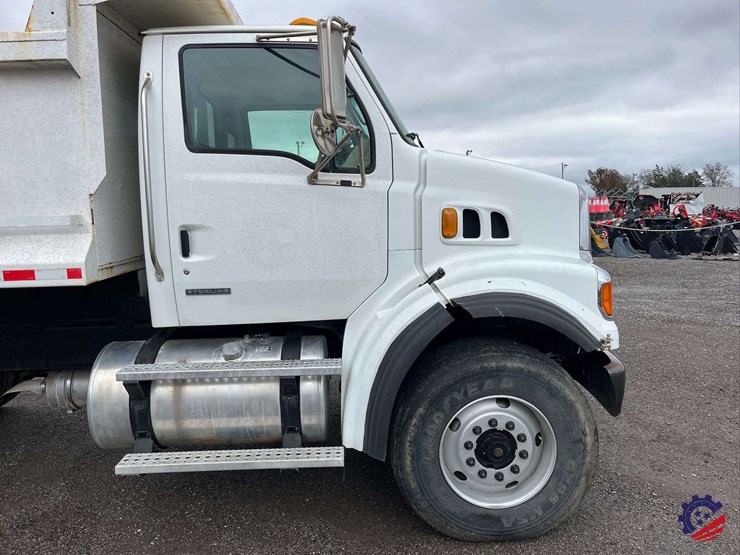 2008-sterling-l7500-image-33