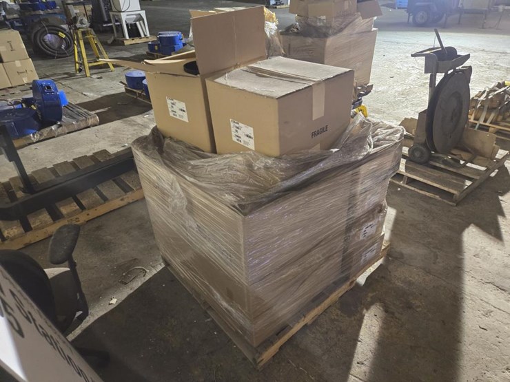 #3436-•-pallet-of-unused-sy-klone-air-cleaners-and-more-image-2
