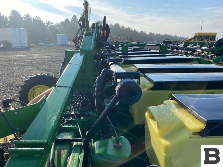 2007-john-deere-1720-image-28