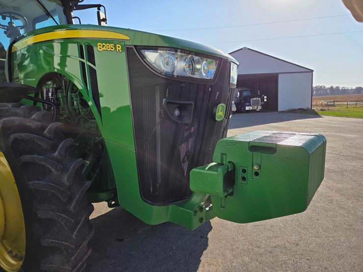2012-john-deere-8285r-image-58