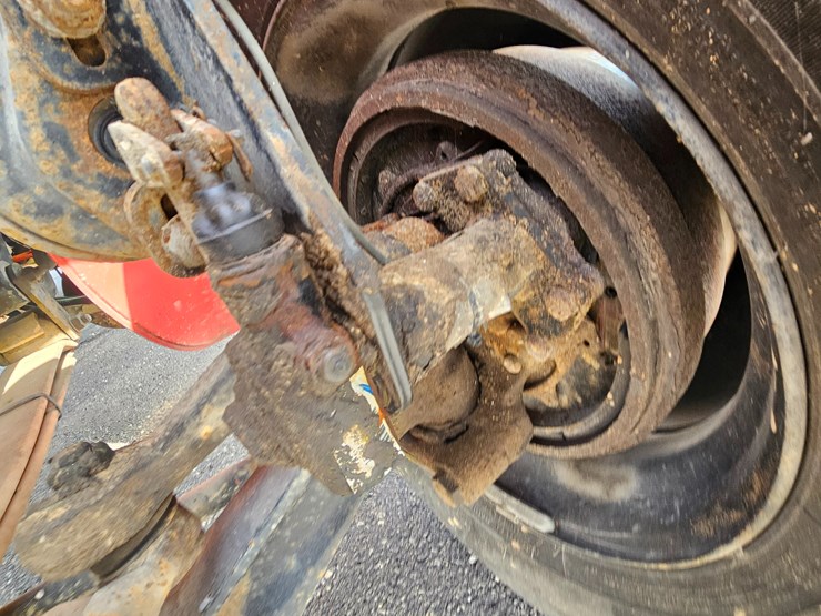 2016-freightliner-s2g-image-33