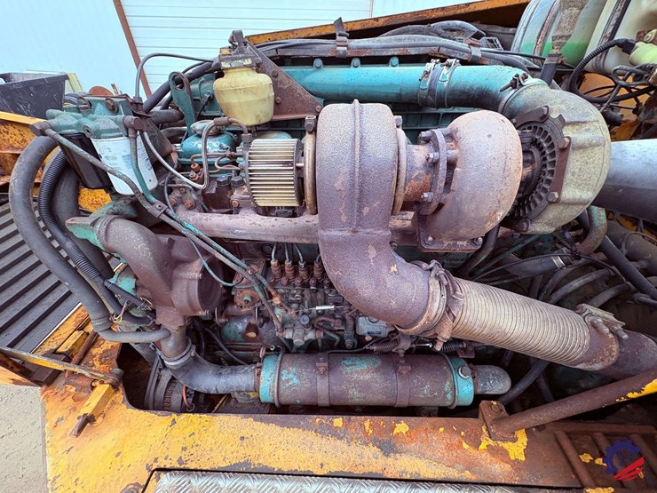 1995-volvo-a30-image-89