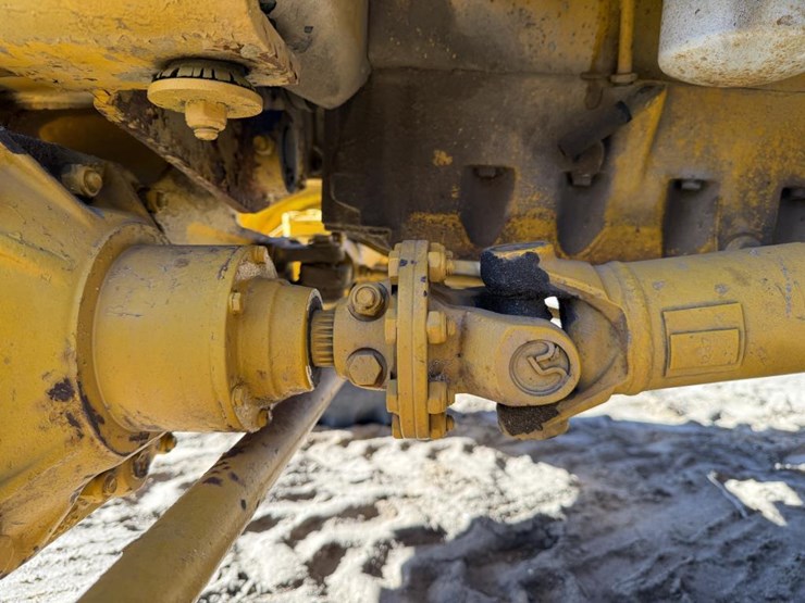 #1975-•-massey-ferguson-14k-forklift-image-48