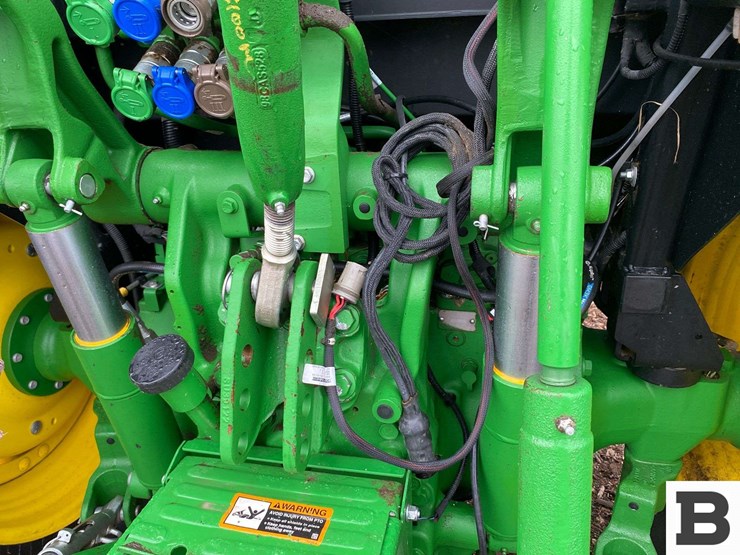 2018-john-deere-5090m-image-32
