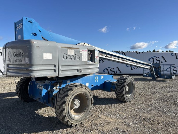 2007-genie-s85-image-5