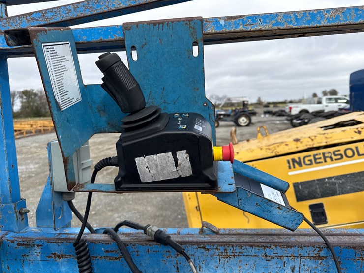 2011-genie-gs3232-image-9