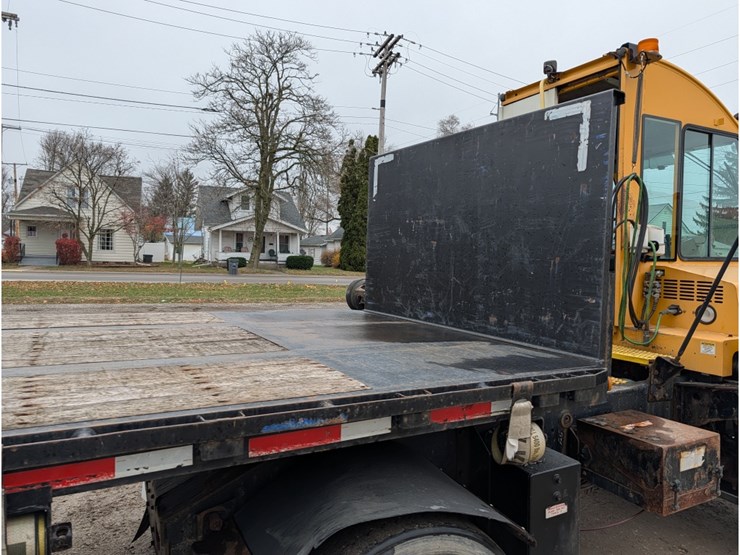 2008-lufkin-flatbed-image-3