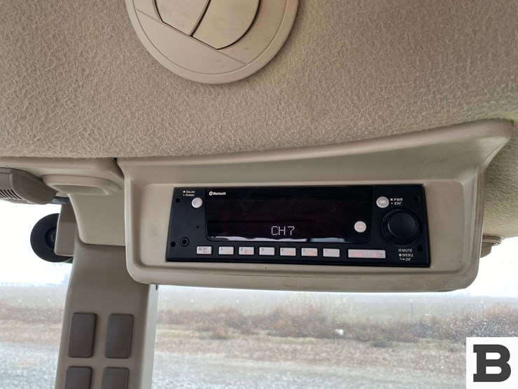 2018-john-deere-5090m-image-67