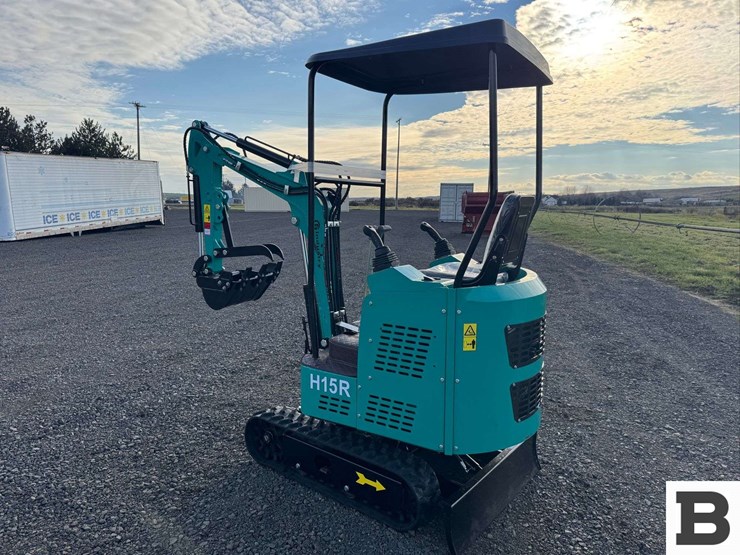 2025-cfg-industrial-h15r-mini-excavator-image-4