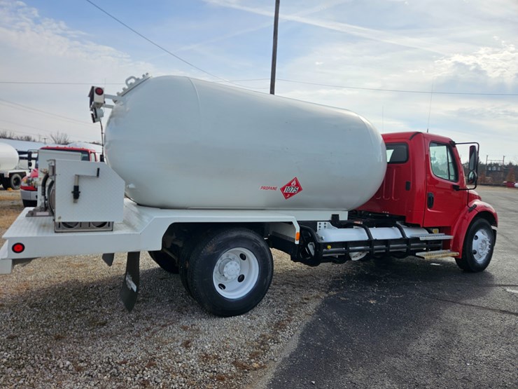 2018-freightliner-s2g-image-18