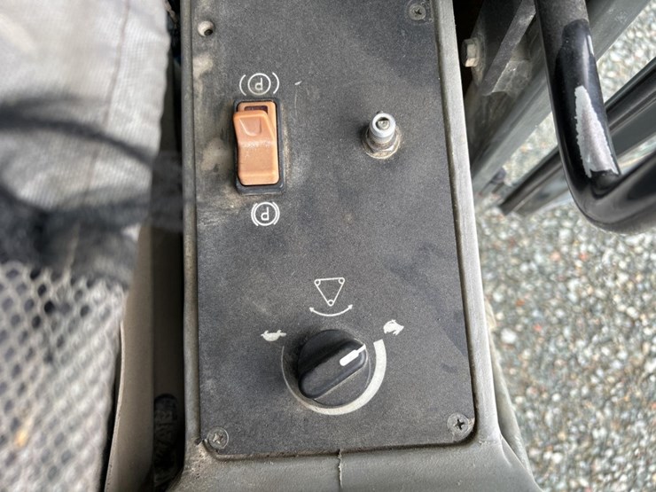 2005-gradall-xl4100-ii-image-42