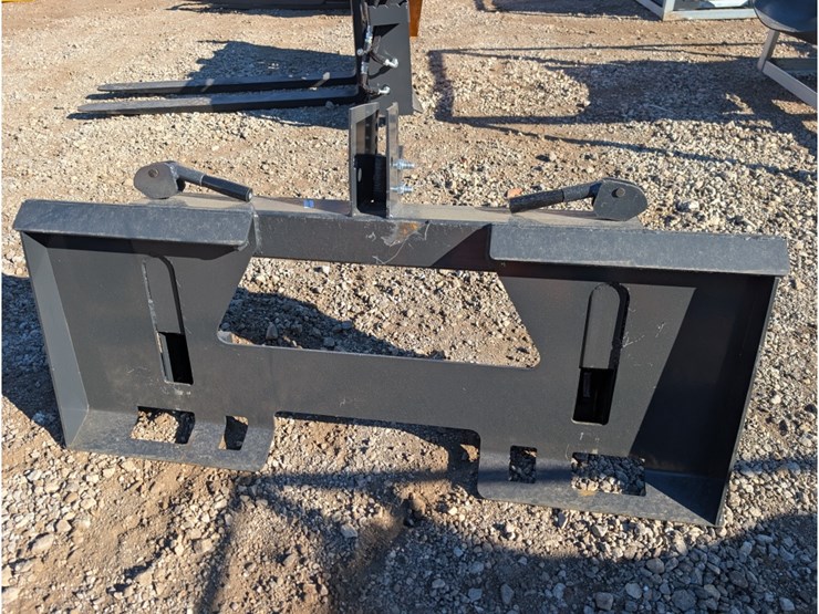 wolverine-skid-steer-3-point-adapter-image-4