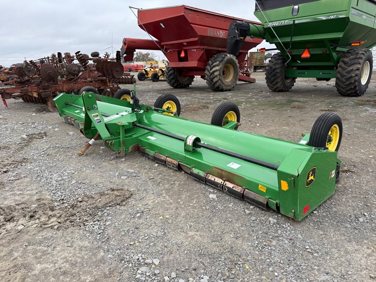 john-deere-520-image-1