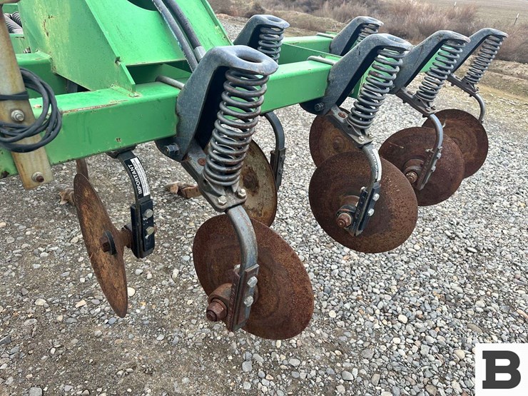 john-deere-2700-image-25