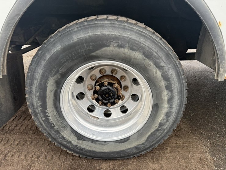 #2000-•-2014-freightliner-altec-digger-derrick-image-95