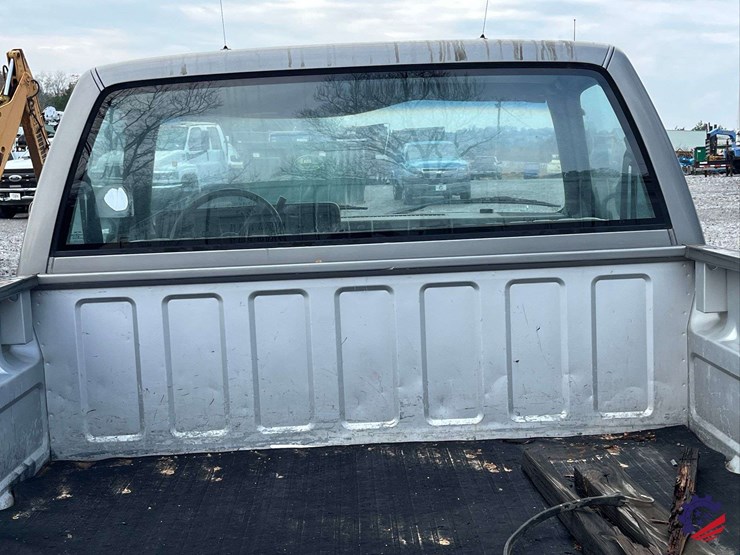 1990-gmc-sierra-pickup-truck-image-27