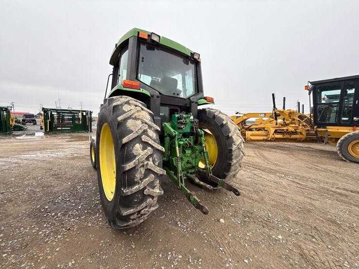 john-deere-6400-image-3