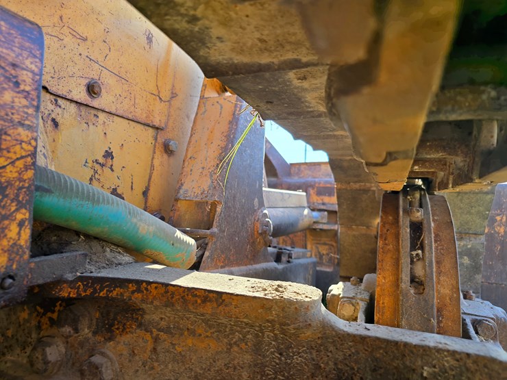 komatsu-d37p-2-image-56