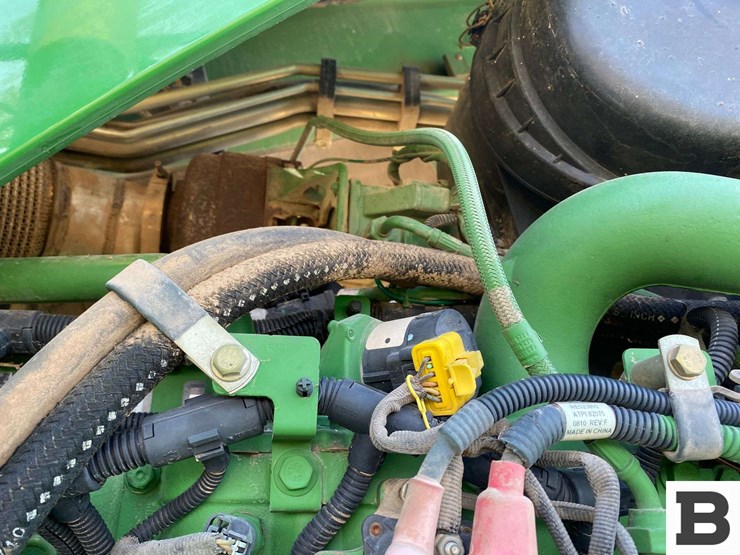2013-john-deere-4830-image-72