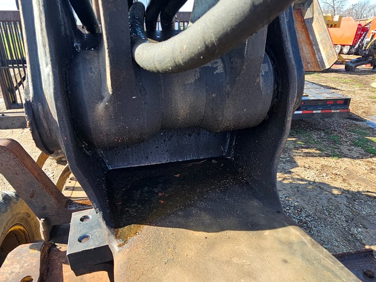 caterpillar-574-image-72