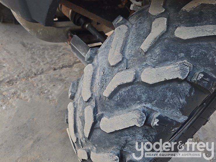 2020-club-car-carryall-1700-image-16