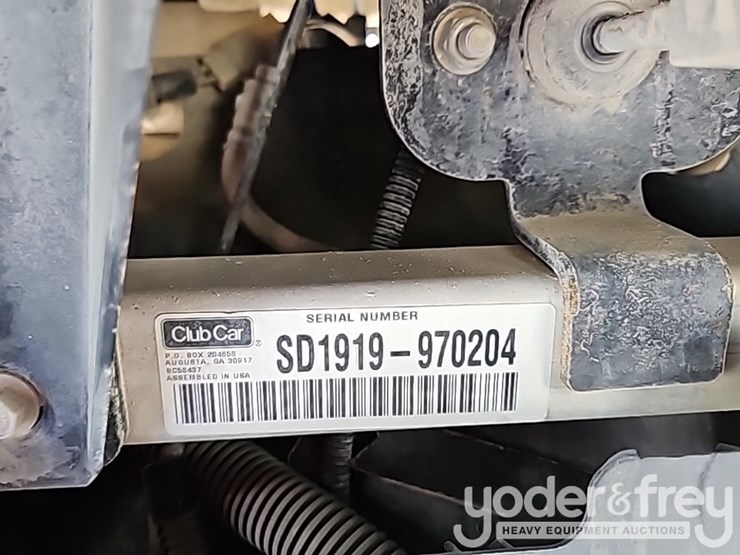 2019-club-car-carryall-1700-image-35